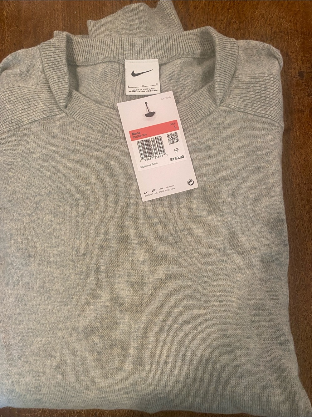 Nike NWT Men’s Large Crewneck Sweater
